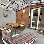 Stunning & Renovated 130sqm Only 5 Min By Car From Sandy Beaches וילה *