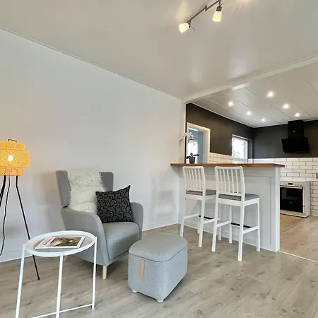 Stunning & Renovated 130sqm Only 5 Min By Car From Sandy Beaches Akirkeby