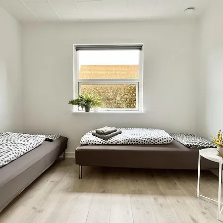 Villa Stunning & Renovated 130sqm Only 5 Min By Car From Sandy Beaches *