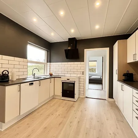Stunning & Renovated 130sqm Only 5 Min By Car From Sandy Beaches Villa