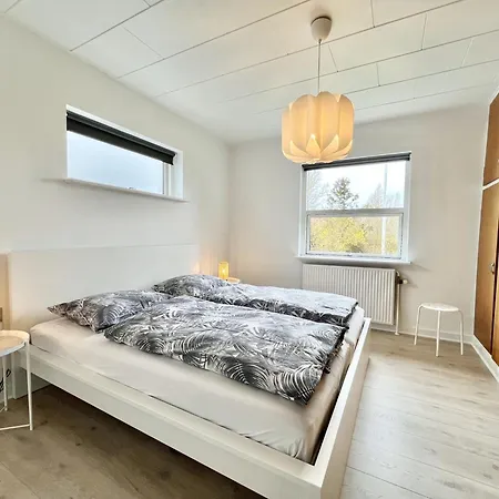 Villa Stunning & Renovated 130sqm Only 5 Min By Car From Sandy Beaches Akirkeby