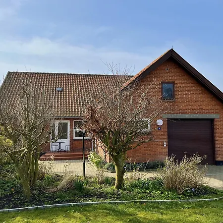 Stunning & Renovated 130sqm Only 5 Min By Car From Sandy Beaches Villa