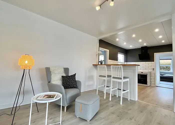 Stunning & Renovated 130sqm Only 5 Min By Car From Sandy Beaches Åkirkeby