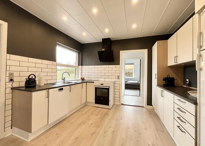 Stunning & Renovated 130sqm Only 5 Min By Car From Sandy Beaches Villa