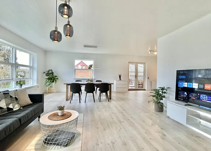 Stunning & Renovated 130sqm Only 5 Min By Car From Sandy Beaches Villa Åkirkeby