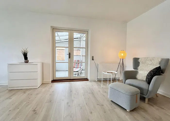 Stunning & Renovated 130sqm Only 5 Min By Car From Sandy Beaches * Åkirkeby