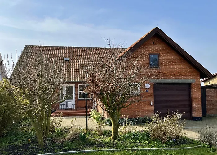 Stunning & Renovated 130sqm Only 5 Min By Car From Sandy Beaches Villa